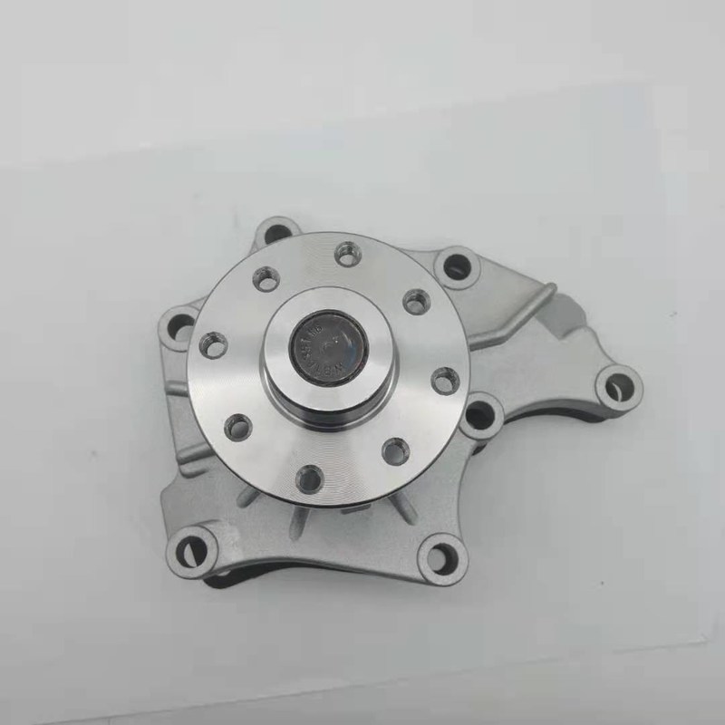 الحديد 4JR1 8-94140-341-2 يناسب مضخة مياه ISUZU 4JB1 19 * 19 * 19 سم