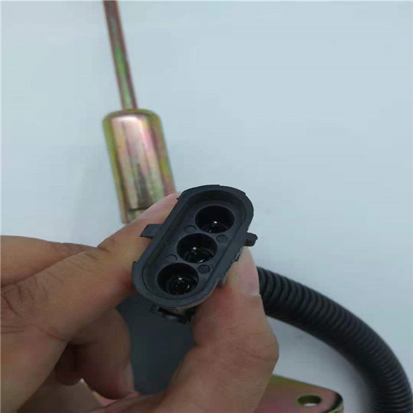 SA-4697-24 وقف صمام الملف اللولبي 24 فولت مناسب لمحرك الديزل الحفار Cummins