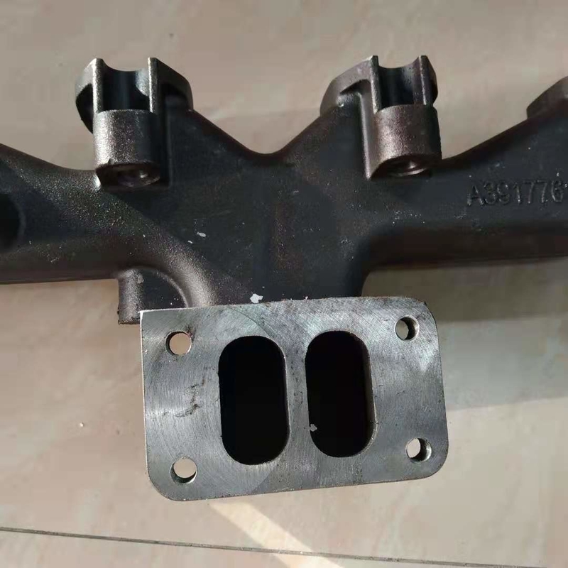 YUBP-00785 حفارة قطع غيار العادم المنوع لمحرك الديزل 6D102 Hyundai R225LC-7